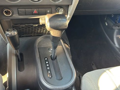 Used 2009 Jeep Wrangler Unlimited Sahara w/ Dual Top Group image 18