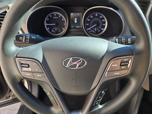 Used 2018 Hyundai Santa Fe Sport image 22