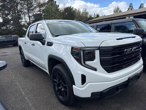 Used 2024 GMC Sierra 1500 Pro w/ Graphite Edition image 8