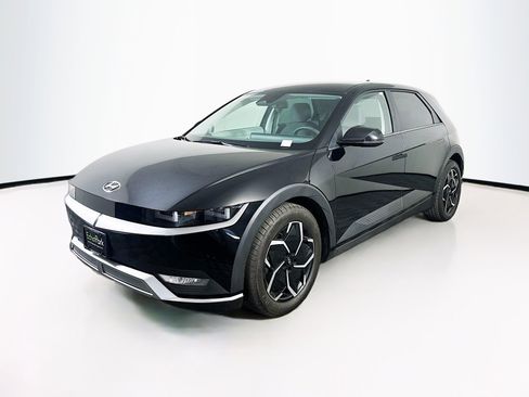 Used 2024 Hyundai Ioniq 5 SEL RWD image 3