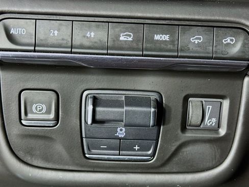 Used 2022 Cadillac Escalade Sport Platinum image 15