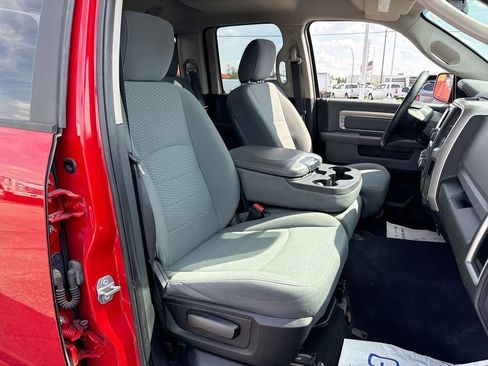 Used 2017 RAM 1500 Classic SLT AWD/4WD image 24