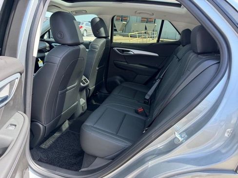 New 2026 Buick Envision Avenir image 8