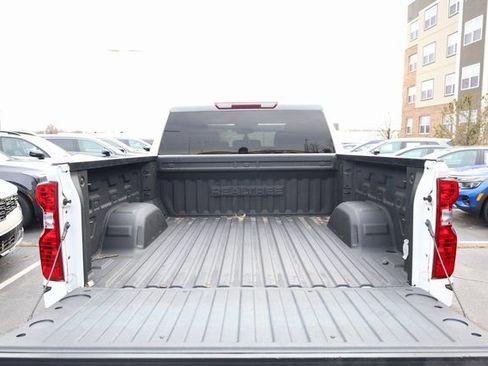 Used 2024 Chevrolet Silverado 1500 Custom Trail Boss w/ Realtree Special Edition image 26