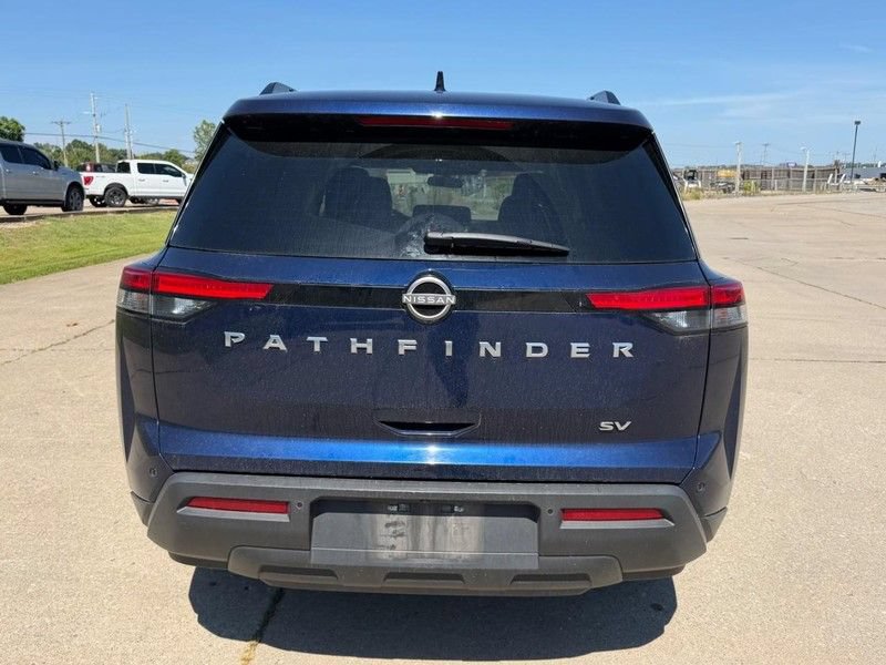 Used 2024 Nissan Pathfinder SV FWD image 4