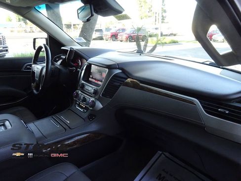Used 2015 GMC Yukon Denali w/ Open Road Package AWD/4WD image 15