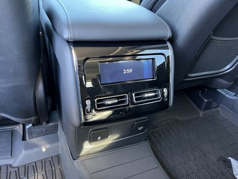 New 2026 Lincoln Aviator AWD image 29