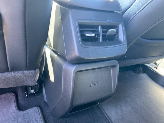 Certified 2024 Chevrolet Equinox EV LT w/ LPO, Active Package FWD image 20