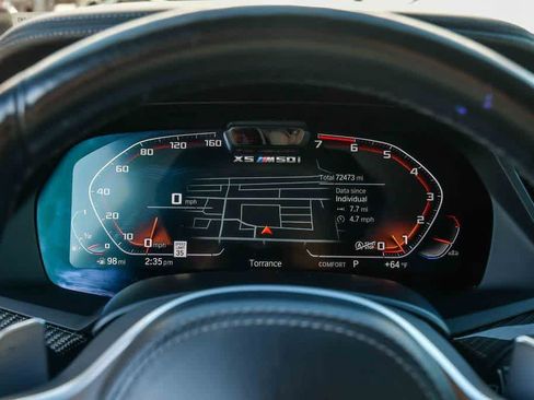 Used 2022 BMW X5 M50i w/ Executive Package image 32