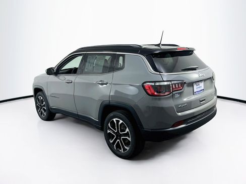 Used 2022 Jeep Compass Limited AWD/4WD image 7