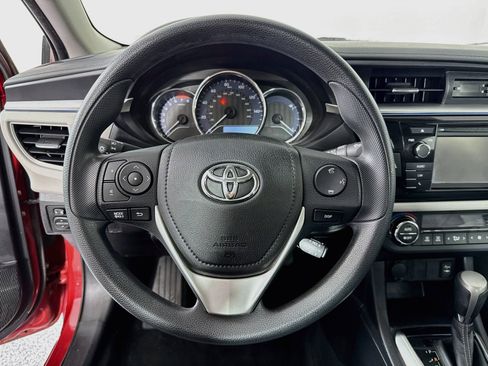 Used 2016 Toyota Corolla LE FWD image 11