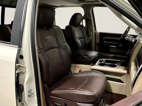 Used 2017 RAM 1500 Laramie Longhorn w/ Convenience Group image 28