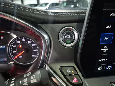 Certified 2025 Chevrolet Blazer LT AWD/4WD image 17