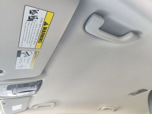 Used 2023 Kia Sportage EX FWD image 18