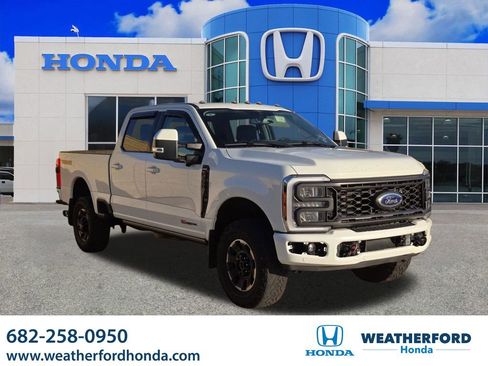 Used 2023 Ford F350 Lariat w/ Lariat Ultimate Package AWD/4WD image 1