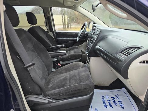 Used 2014 Dodge Grand Caravan SE w/ Quick Order Package 29E SE image 12
