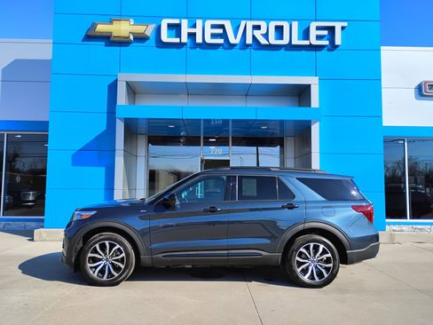 Used 2023 Ford Explorer ST-Line image 32