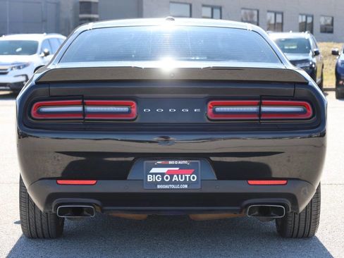 Used 2021 Dodge Challenger R/T image 10
