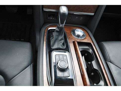 Used 2024 Nissan Armada SL w/ Cargo Package image 27