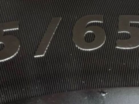 Used 2020 Ford Escape SE image 17