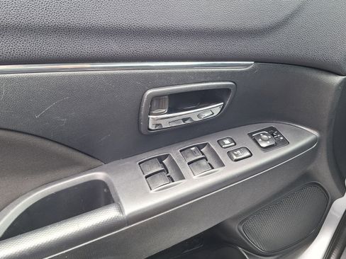 Used 2016 Mitsubishi Outlander Sport FWD image 17
