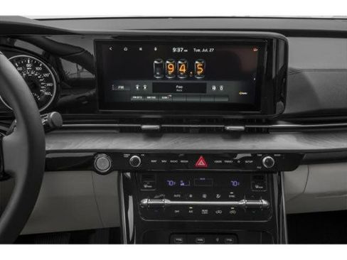 Used 2024 Kia Carnival EX FWD image 44