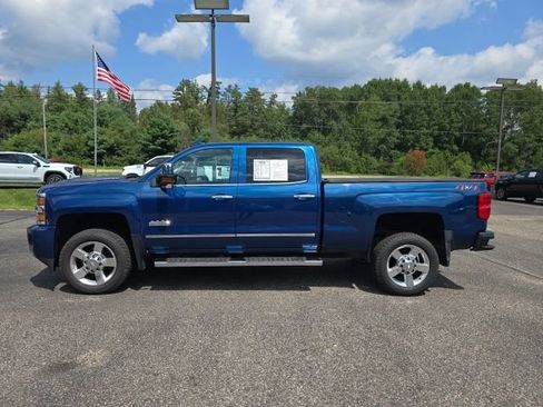 Used 2018 Chevrolet Silverado 2500 High Country AWD/4WD image 8