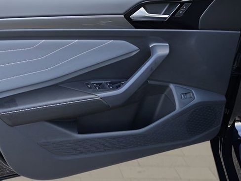 New 2026 Volkswagen Jetta SEL FWD image 10