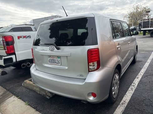 Used 2012 Scion xB image 3
