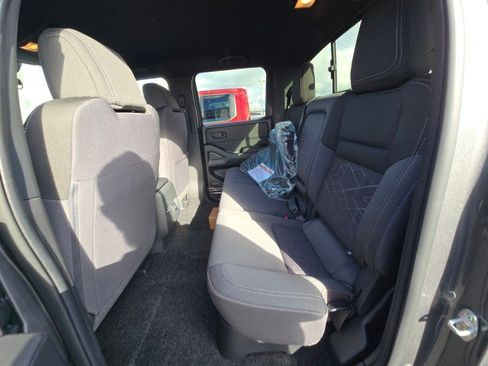 New 2026 Nissan Frontier SV w/ SV Convenience Package image 18