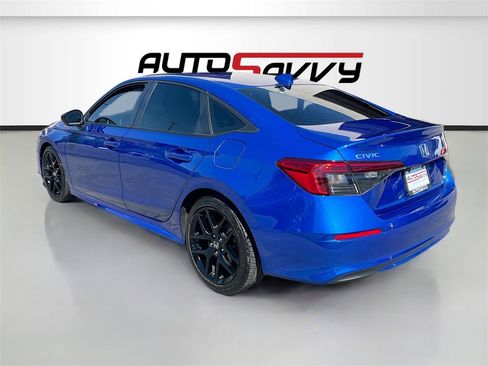 Used 2024 Honda Civic Sport image 5