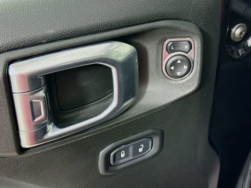 Used 2022 Jeep Wrangler Unlimited Sport AWD/4WD image 18