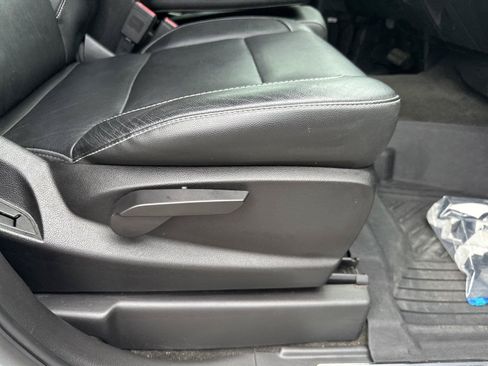 Used 2018 Chevrolet Silverado 1500 LT w/ All Star Edition AWD/4WD image 35