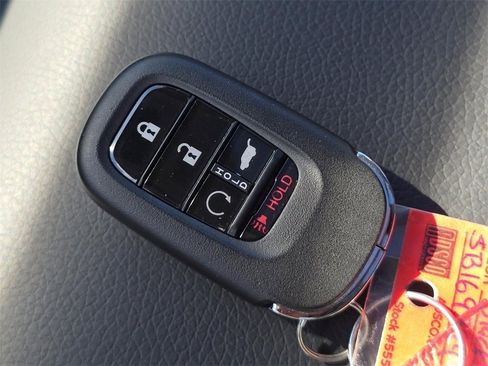 New 2025 Honda Pilot Touring image 37