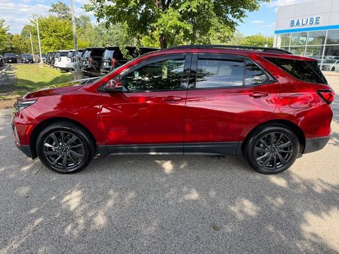 Used 2024 Chevrolet Equinox RS w/ RS Leather Package AWD/4WD image 2