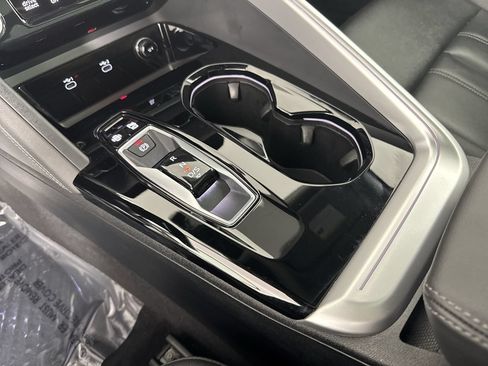 Used 2025 Audi Q5 Premium Plus w/ Premium Plus AWD/4WD image 17