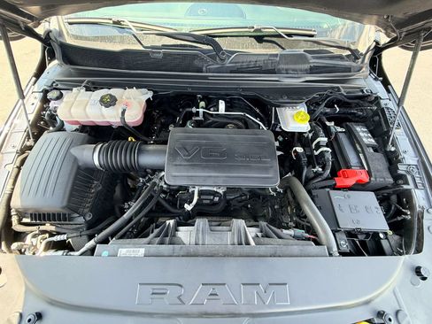 Used 2025 RAM 1500 Big Horn AWD/4WD image 3