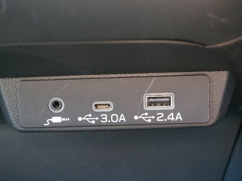 Used 2025 Subaru Forester Touring AWD/4WD image 19