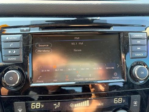 Used 2020 Nissan Rogue Sport SV w/ Technology Package FWD image 32