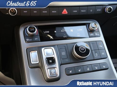 Used 2024 Hyundai Palisade Calligraphy FWD image 38