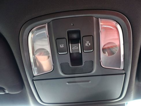 Used 2021 Kia Stinger GT2 image 34