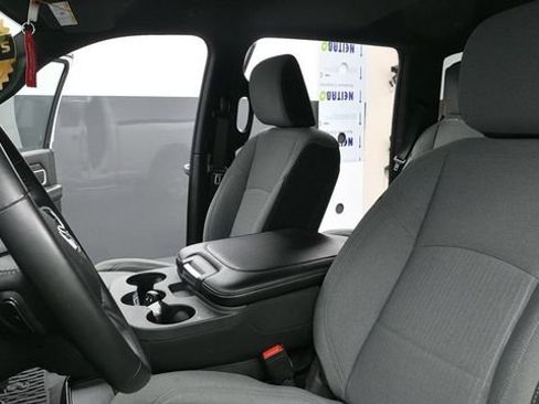 Used 2024 RAM 2500 Big Horn AWD/4WD image 22