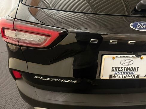 Used 2024 Ford Escape Platinum w/ Premium Technology Package image 10