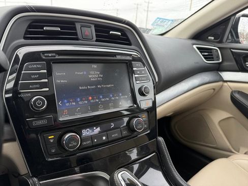 Used 2017 Nissan Maxima 3.5 SL image 22