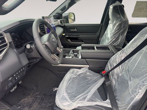 New 2026 Toyota Tundra Limited AWD/4WD image 9