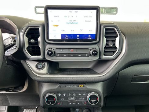 Used 2021 Ford Bronco Sport Outer Banks w/ Outer Banks Package AWD/4WD image 18