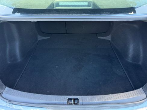 Used 2022 Toyota Corolla LE image 17