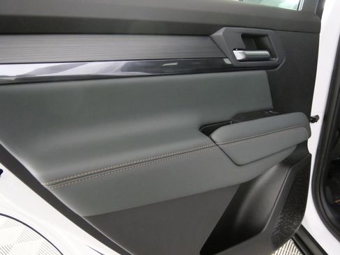 New 2026 GMC Terrain AT4 w/ Convenience Package III image 17