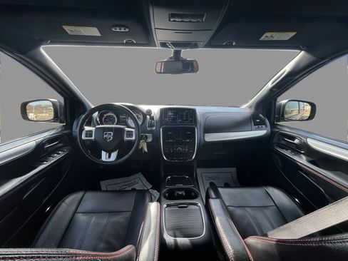 Used 2019 Dodge Grand Caravan GT image 22