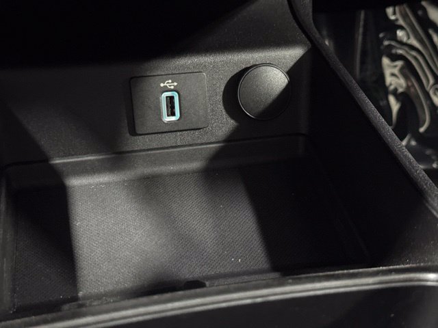 Used 2018 Ford Fusion Energi SE FWD image 25